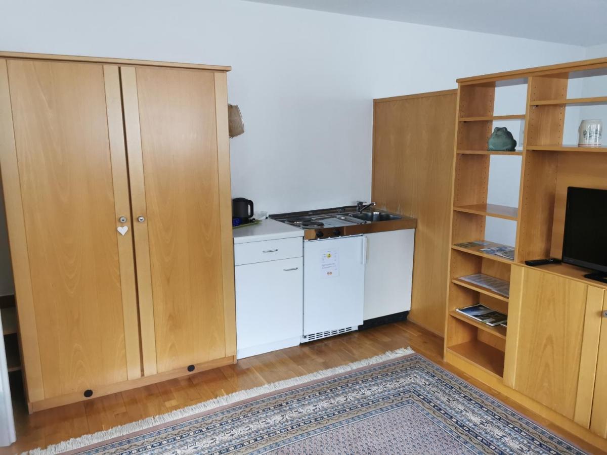 Gaestehaus Schoenwaelder ボイロン エクステリア 写真